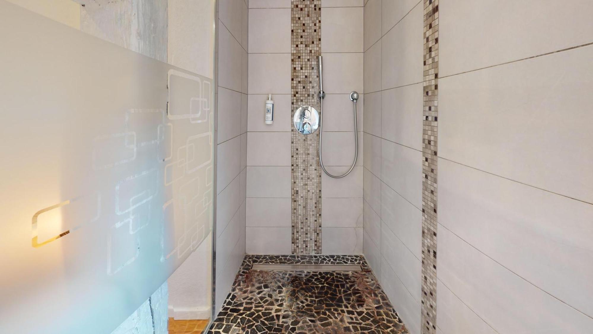 Le Roesselmann 1 Parking Apartman Colmar Kültér fotó